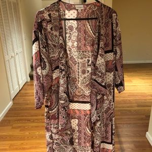 LuLaRoe Medium Shirley